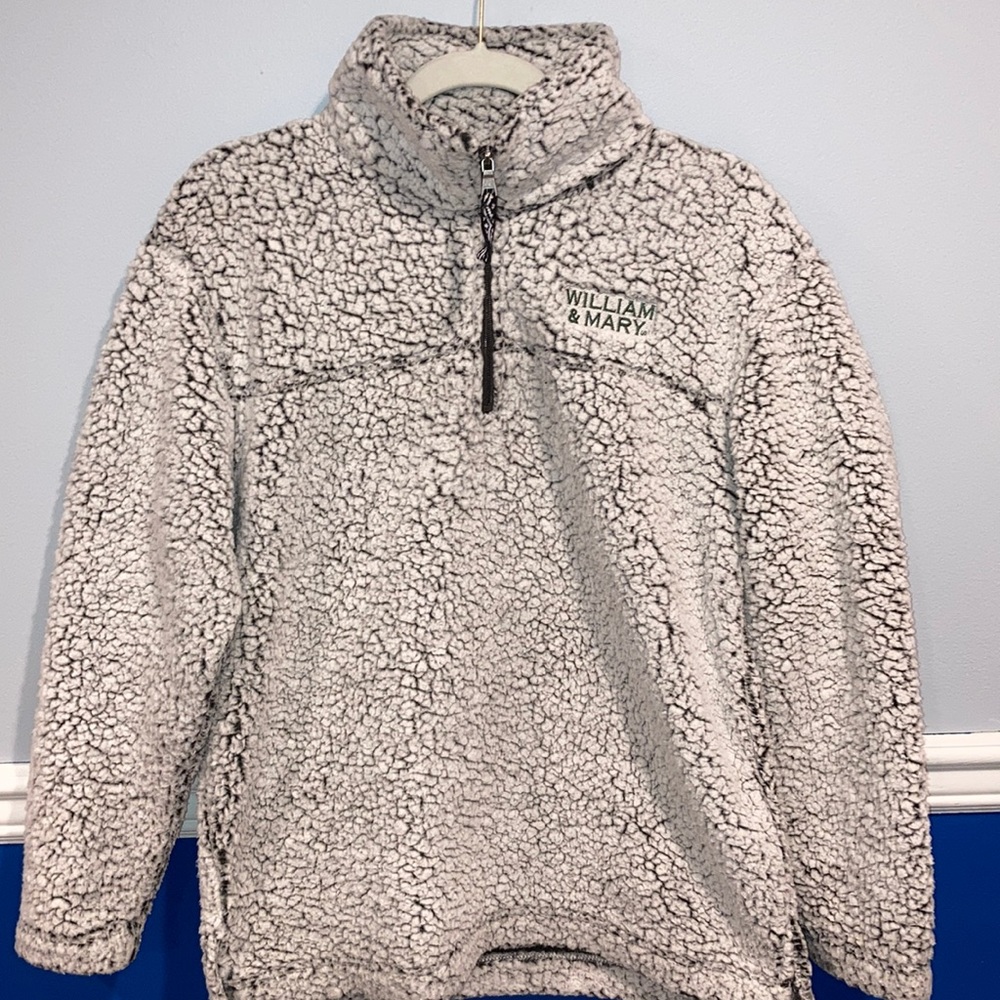 William & Mary College Zip Up